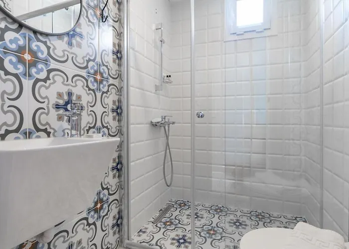 Isinda Quarto em Acomodações Particulares *